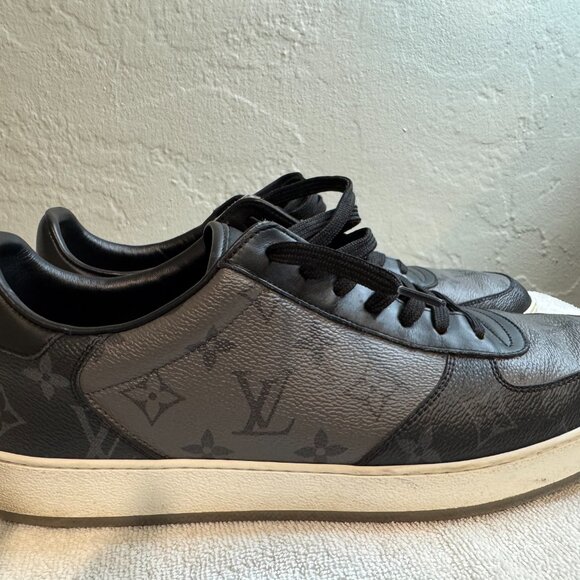 Louis Vuitton Rivoli Monogram Black - Picture 4 of 16